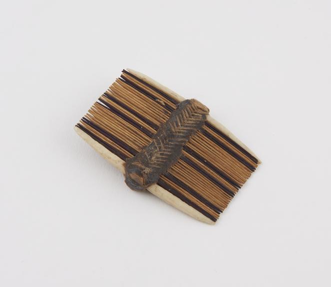 Bone and cane hair comb, Tibetan, 1801-1900