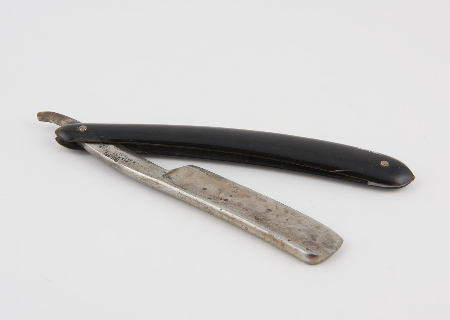 Cut-throat razor | Science Museum Group Collection