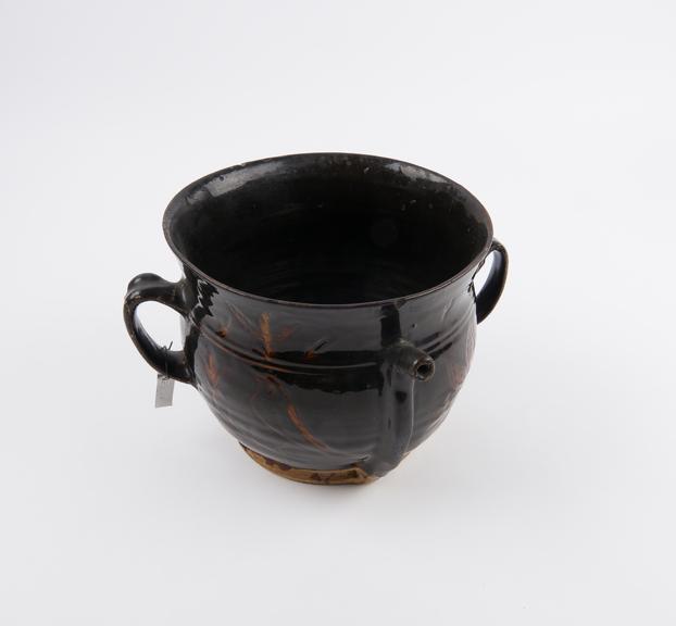 Posset pot, brown glazed, 1720-1740