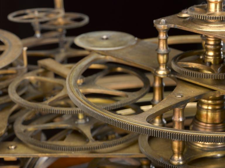 Incomplete mechanical orrery without case or planets