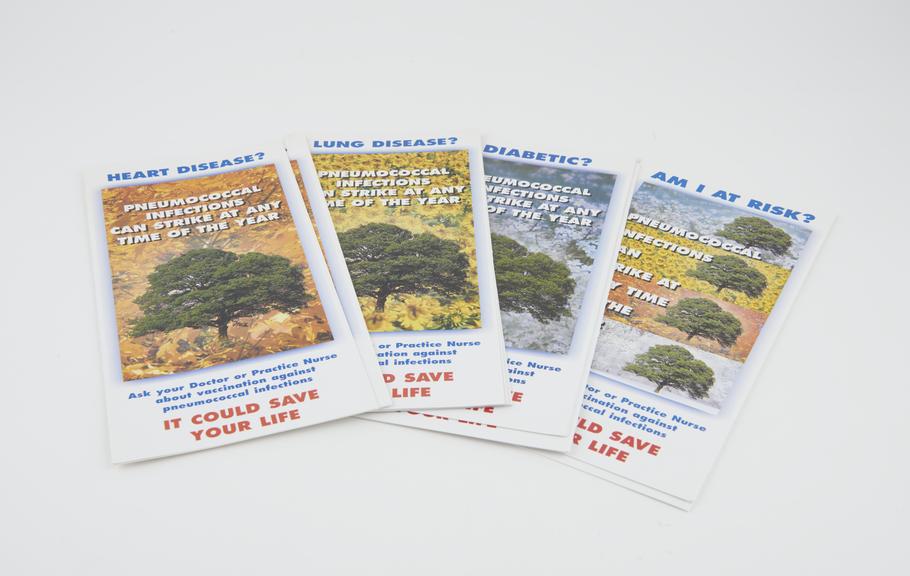 Eight leaflets, two of each design