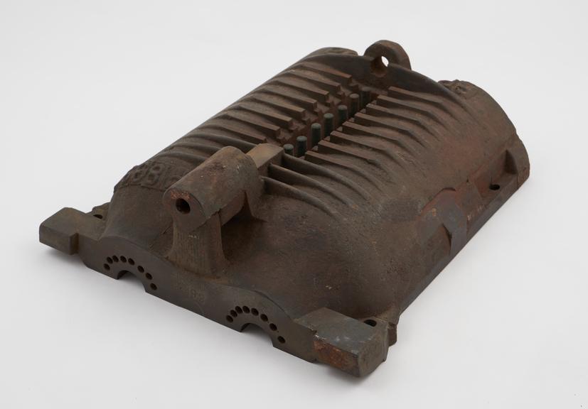 Mould from Owens automatic bottle making machine, c. 1907