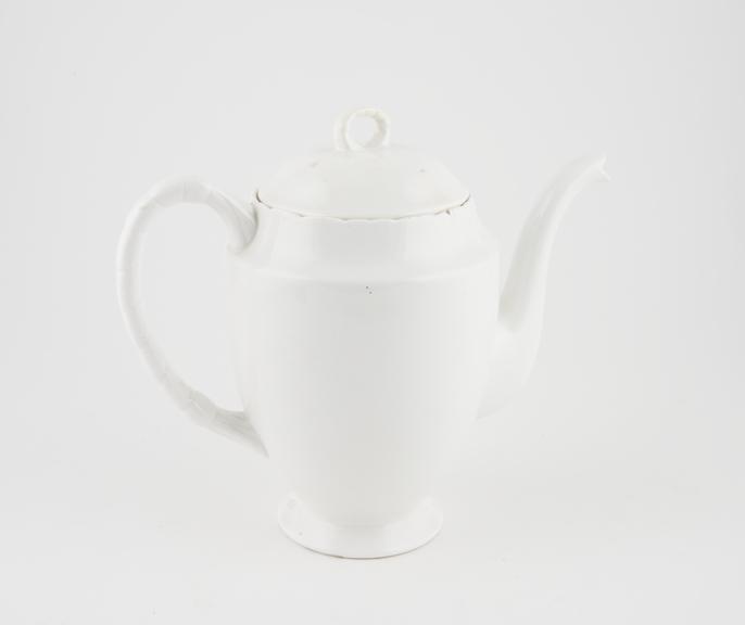 Ceramic coffee pot, by Sutherland, 1966