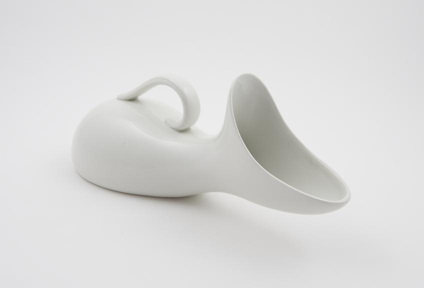 Female urinal, England, 19181929 Science Museum Group Collection