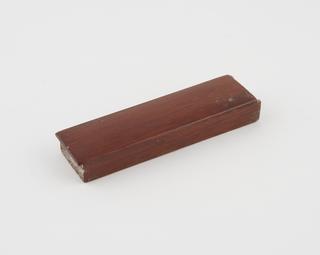 Powder box, wooden, sliding lid, lined with metal foil