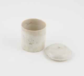 One earthenware pot with lid