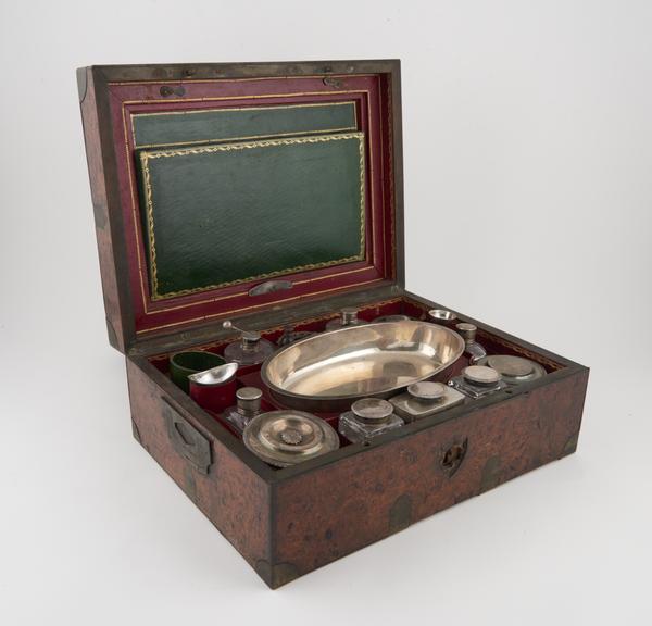 Travelling case, French, first half of 19th century