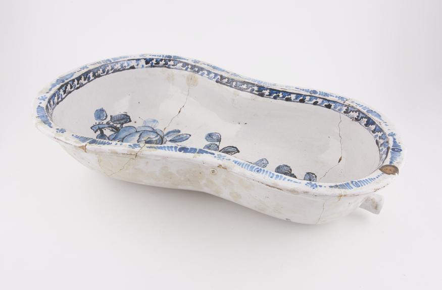 Tin glazed earthenware bidet, French(?), 17th century