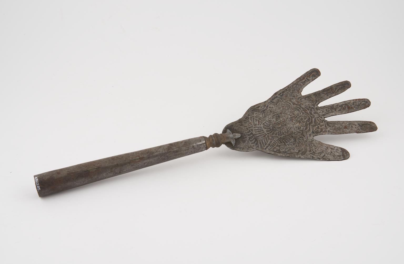 Hand Sataf Ceremonial staff surmounted by the hand of Fatima | Science Museum ...
