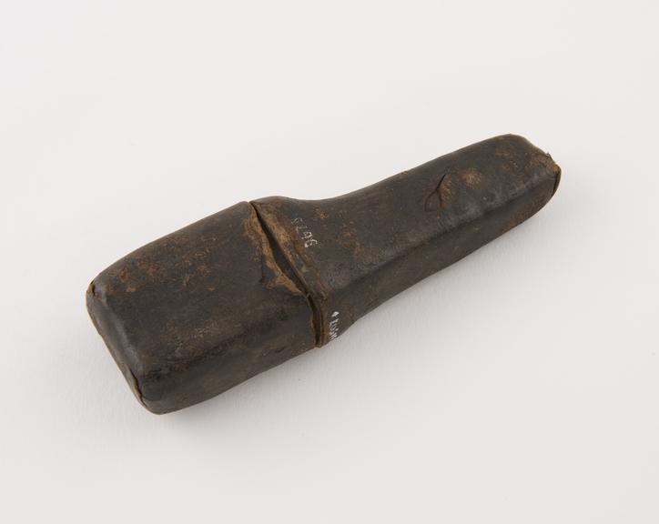 Seven bladed fleam, with knife, steel blades in brass case