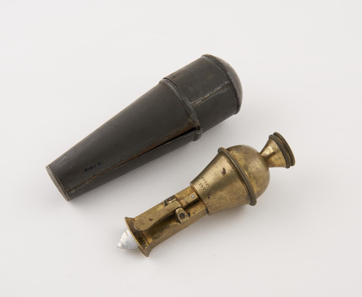Fleam Examples Spring fleam | Science Museum Group Collection