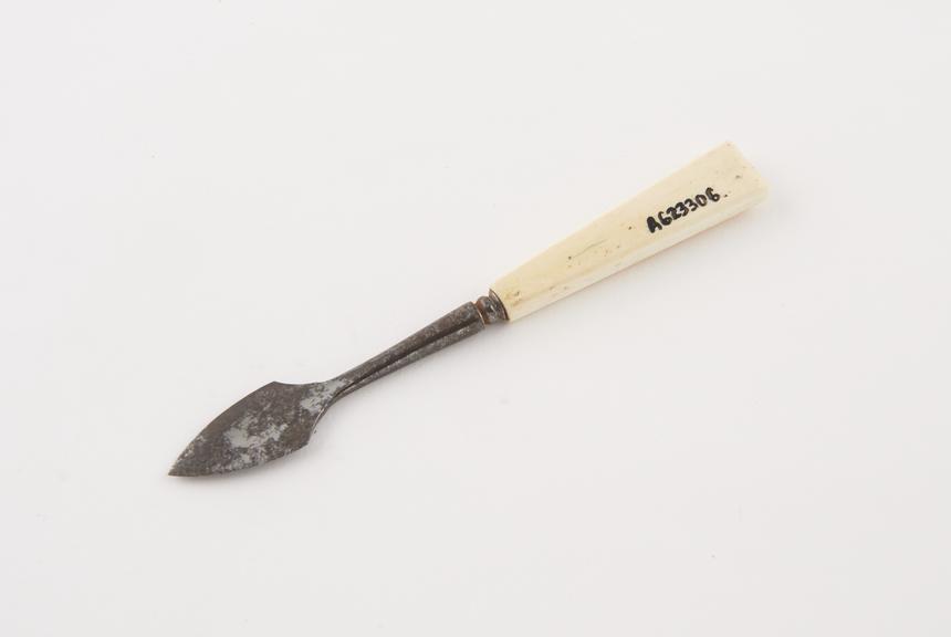 Lancet, steel and ivory, 19th century | Science Museum Group Collection
