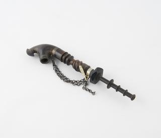 Wooden smoking pipe with chain attachment