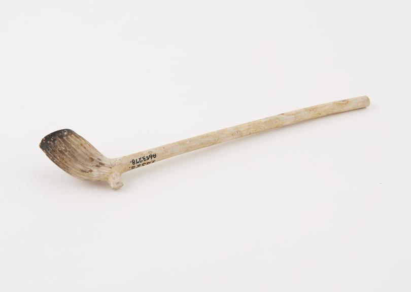 Clay tobacco pipe, incomplete, part of stem missing