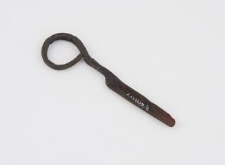 Scissors blade used as pipe scraper