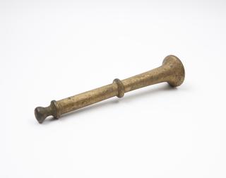 Bronze pestle with trumpet-like grinding end