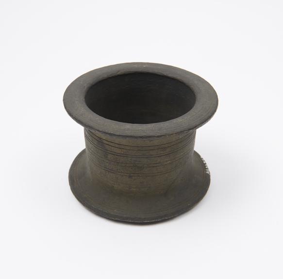 Small bronze mortar, flat projecting rim