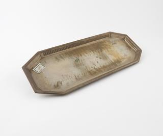 Silver plated containing tray for the four parts