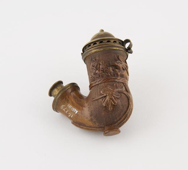 Carved wood pipe, bowl only