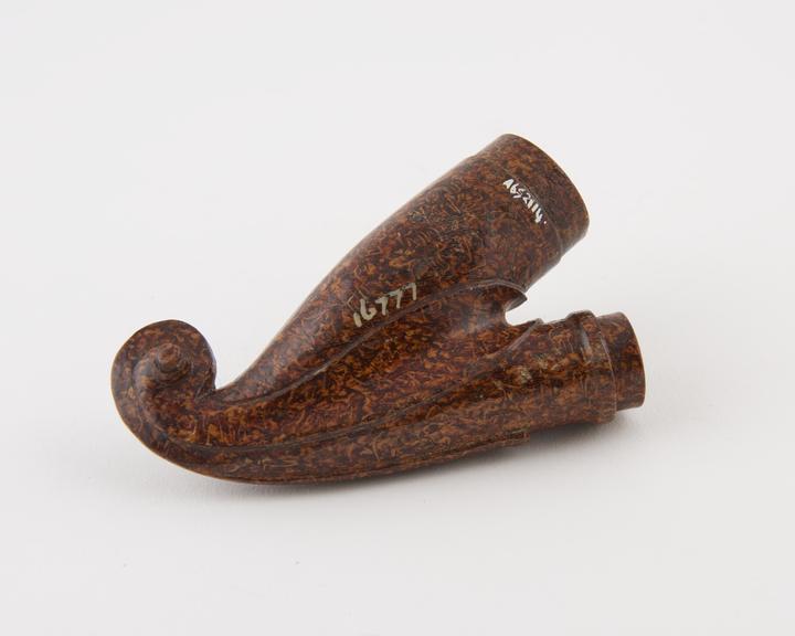 Mottled brown wooden tobacco pipe, bowl only, lined with tin