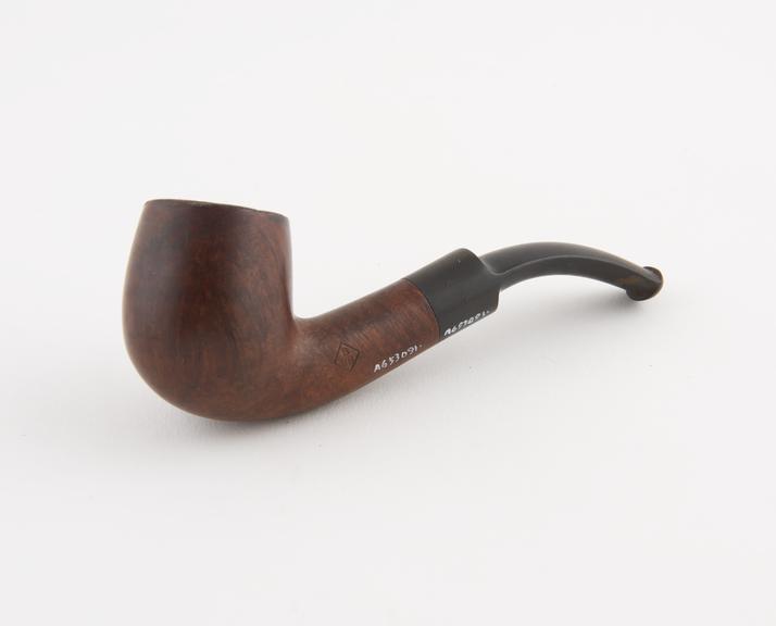 Briar tobacco pipe, pat bowl, curved stem, vulcanite mouthpiece