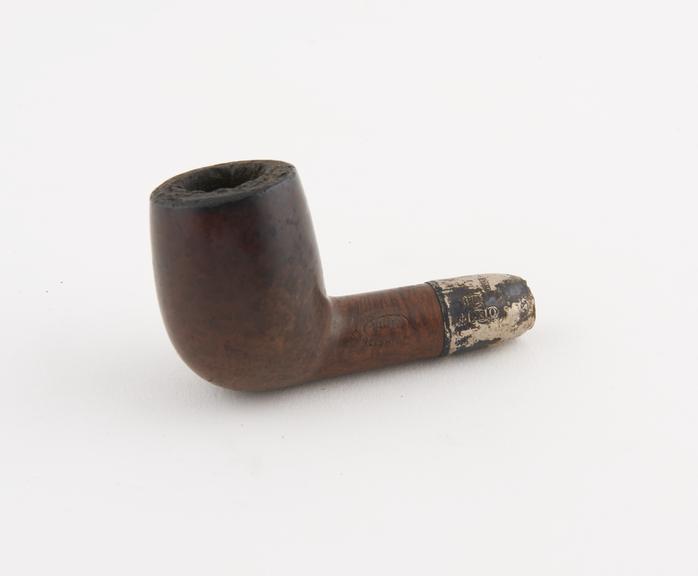 Briar tobacco pipe, silver mount band, mouthpiece missing