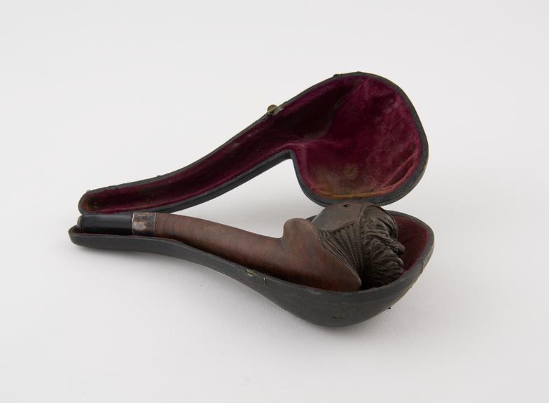 Briar tobacco pipe