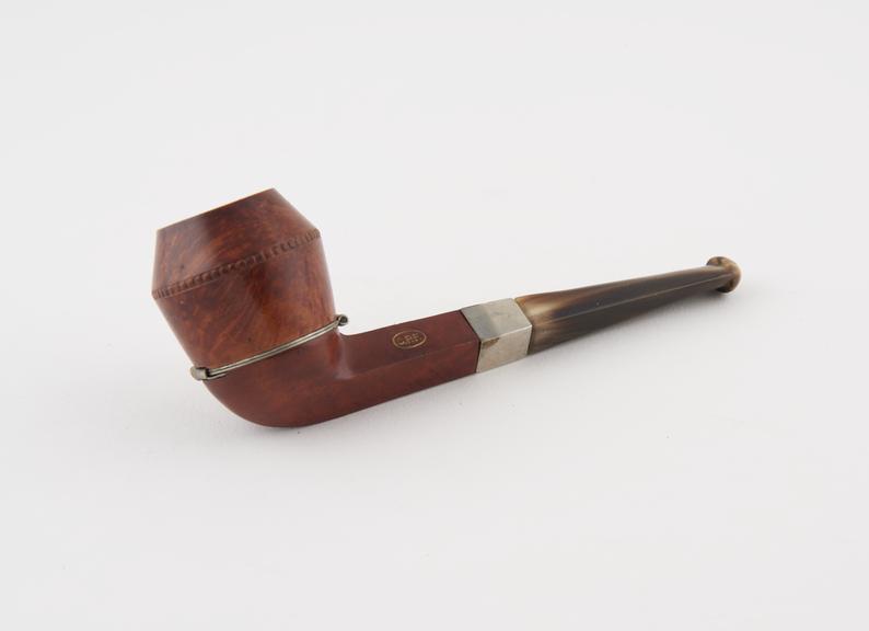 Briar tobacco pipe, flared bowl tapering inwards before rim