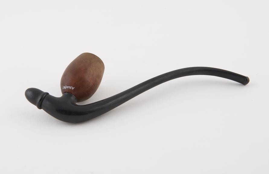 Briar tobacco pipe, bowl mounted on 'S' shaped plastic stem