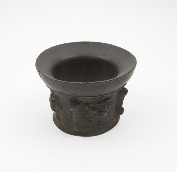 Squat bronze mortar