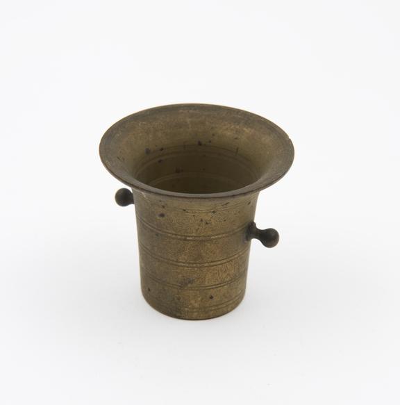 Small bronze mortar, decorated with fine latitudinal lines