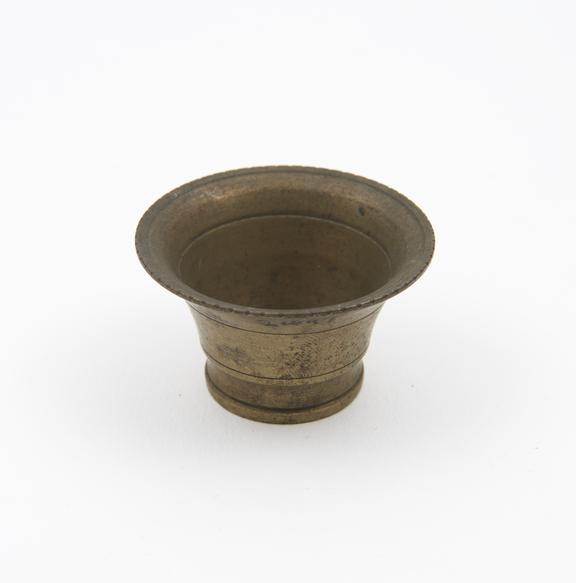 Small brass mortar, plain with latitudinal lines