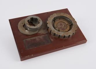 Parts from a motor car clutch
