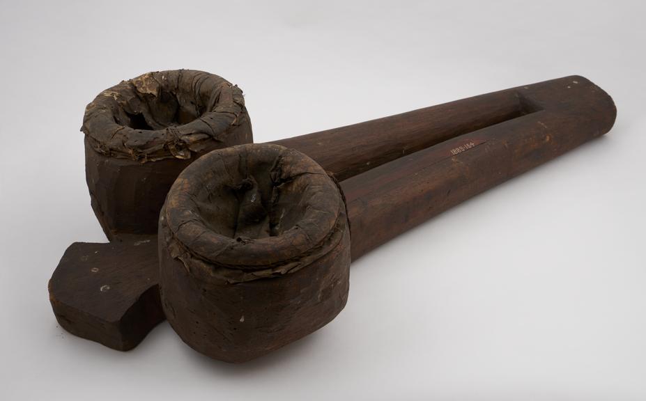 Bellows for a continuous blast as used in Orissa, Lower Bengal