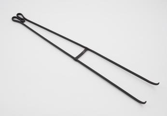 Pair of scorifier tongs, c. 1925