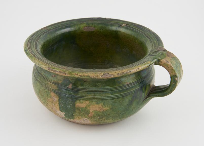 Chamber pot, green glazed earthenware, English, 1501-1700