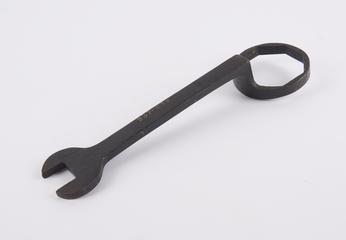 Double ended spanner from private coach