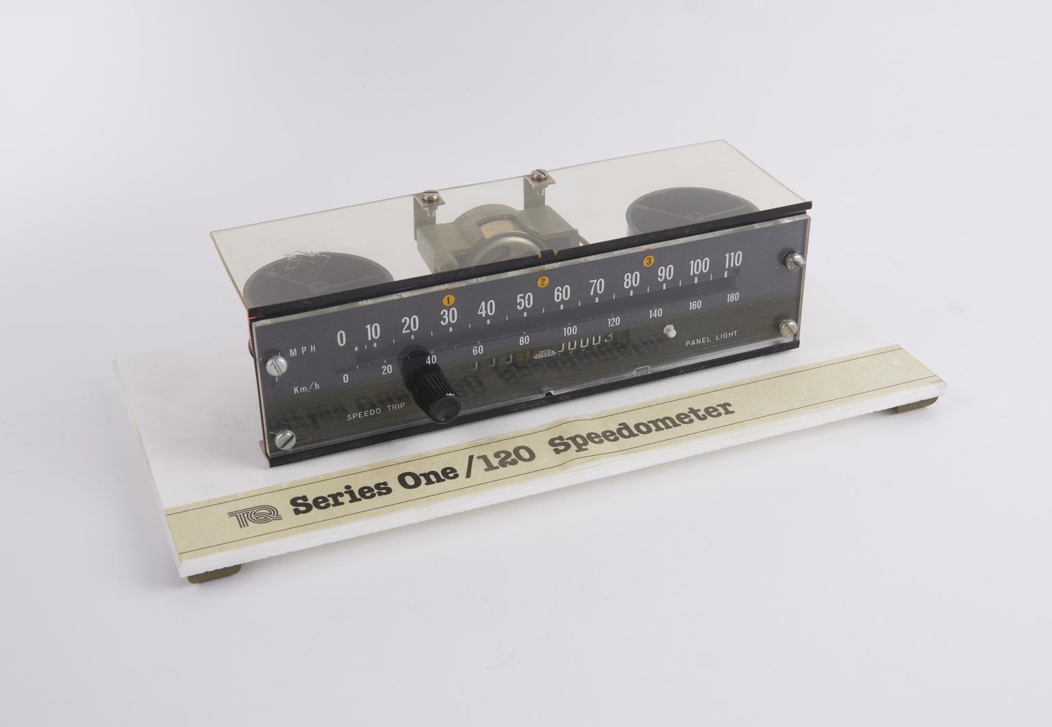Jaegar 0 - 110 m.p.h. ribbon-type speedometer | Science Museum Group ...