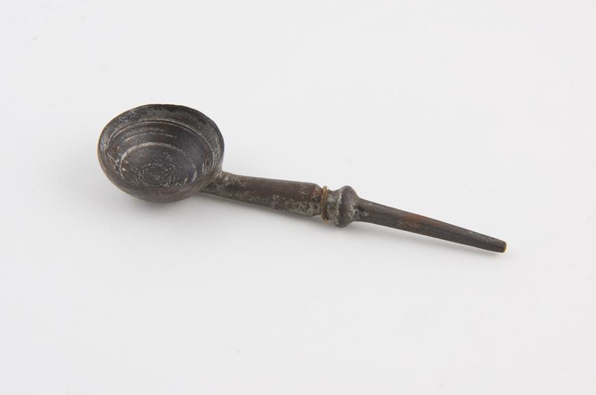 Bone scoop, steel, handle missing, probably English, 1701-1850