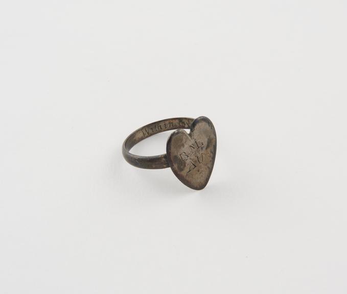 Silver posy ring, with setting in the shape of a heart