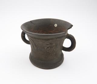 Bronze bell-shaped mortar with 2 circular handles
