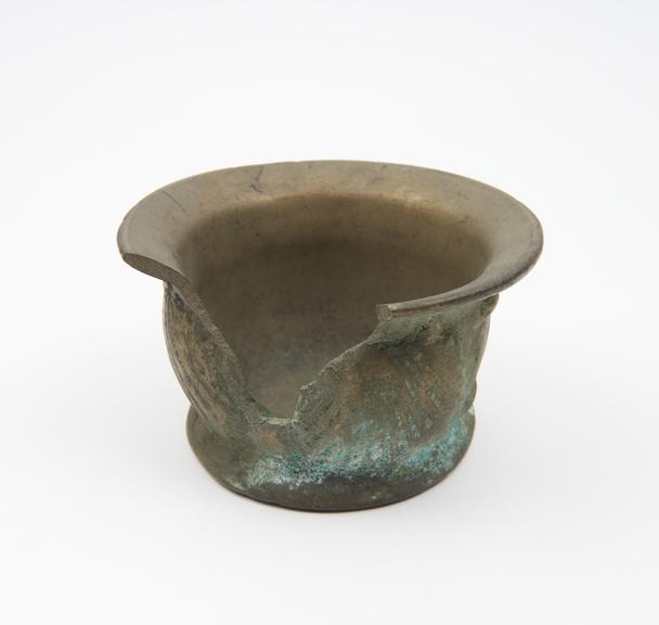 Small squat bronze mortar | Science Museum Group Collection