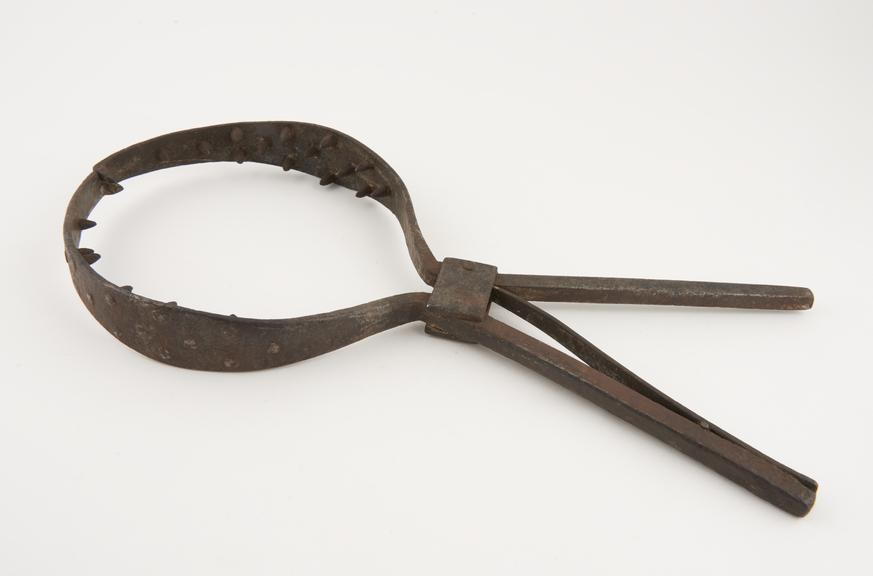 Head clamp, iron, European, 1601-1750