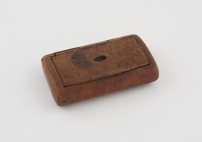 Cherrywood snuff box, rectangular with rounded sides