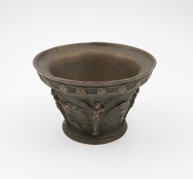 Small bronze mortar, thick everted rim