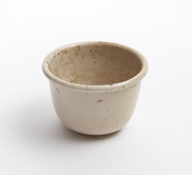 Earthenware dispensing pot, salt-glazed, 1780 to 1830