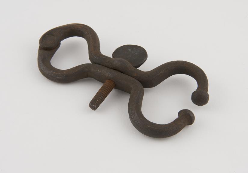 Handcuffs, steel, probably English, 1601-1850