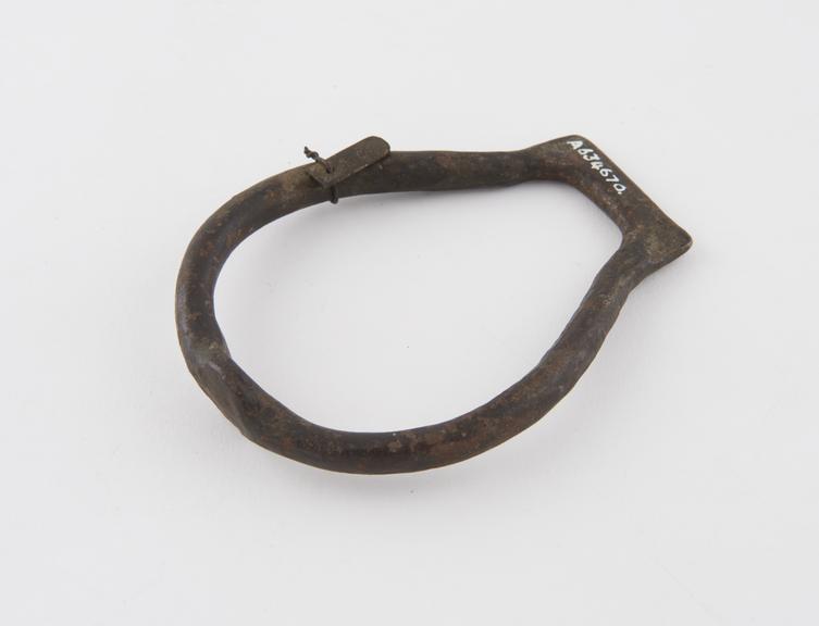 Iron chain link, European, 1501-1800