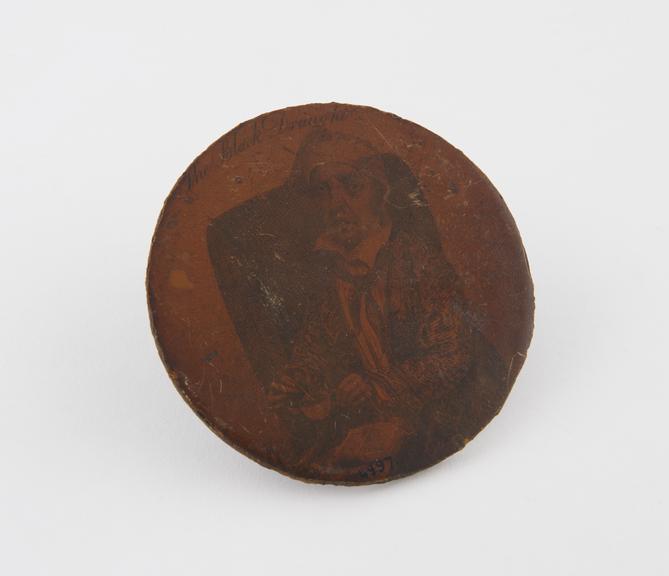 Wooden lid from a snuff box