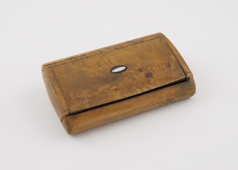 Rectangular boxwood snuff box possibly walnut